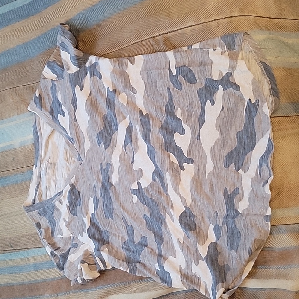 Camo shiry